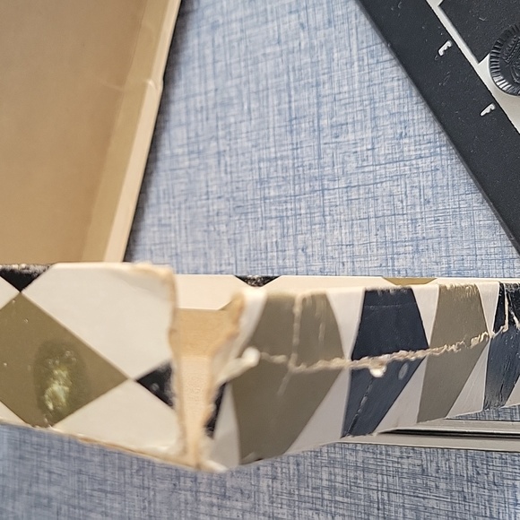 Vintage Spare-Times Chess and Checker Magnetic Travel Case Set. - Picture 14 of 16